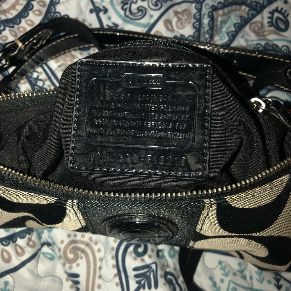 Coach purse - Picture 3 of 3